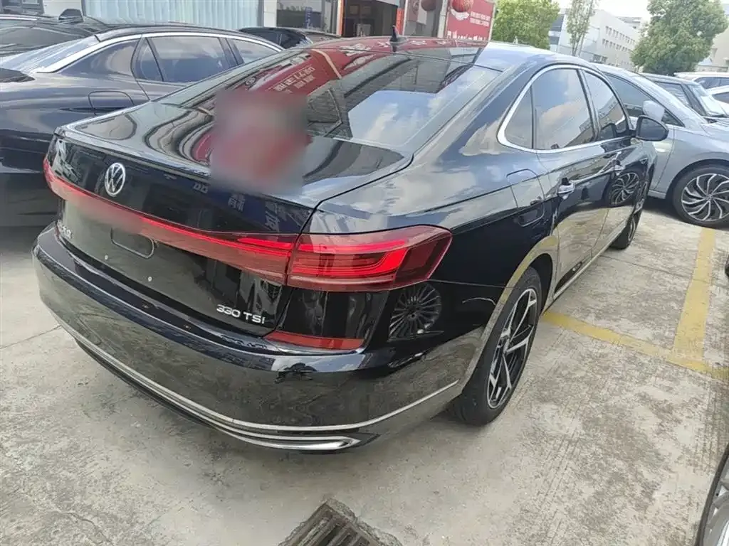 Volkswagen Passat — фото 9