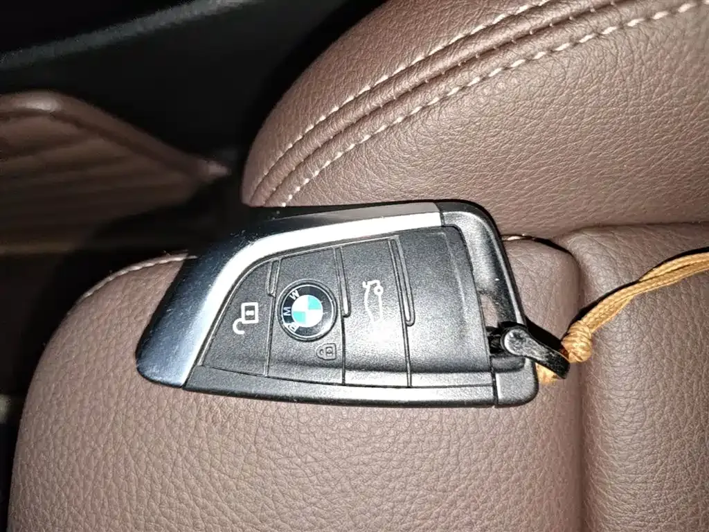 BMW X1 2021 из CN, фото 8