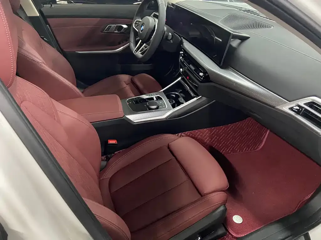 BMW 3 Series 2025 из CN, фото 3