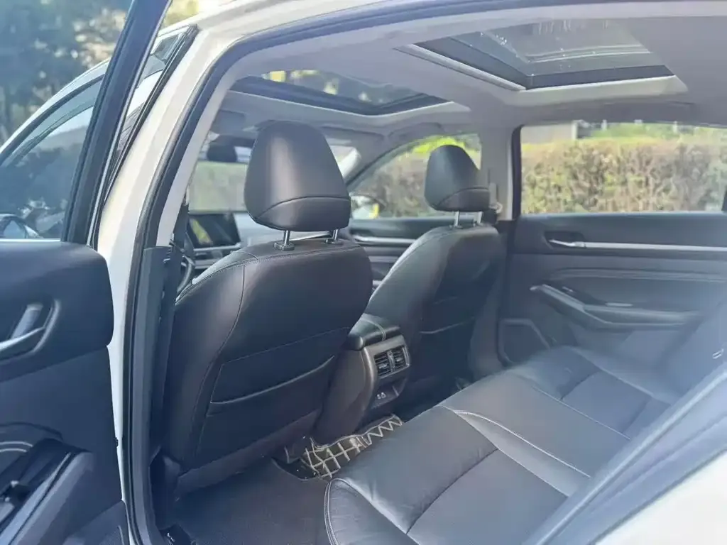 Nissan Teana 2021 из CN, фото 2