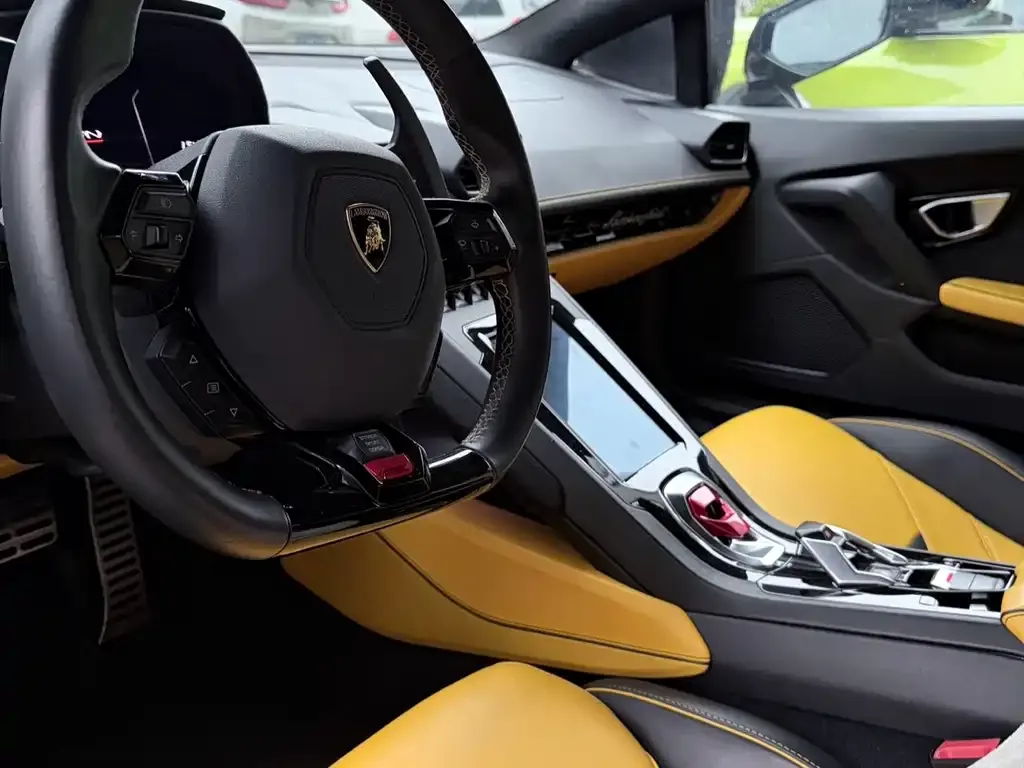 Lamborghini Huracan — фото 5