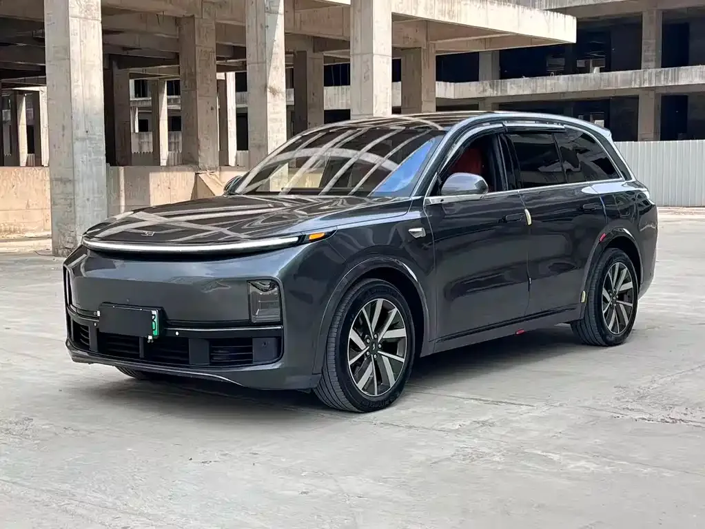 Li Auto L8