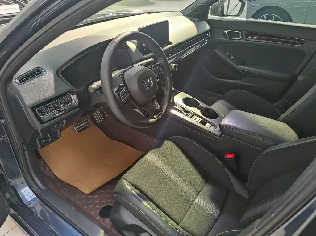 Honda Civic — фото 8