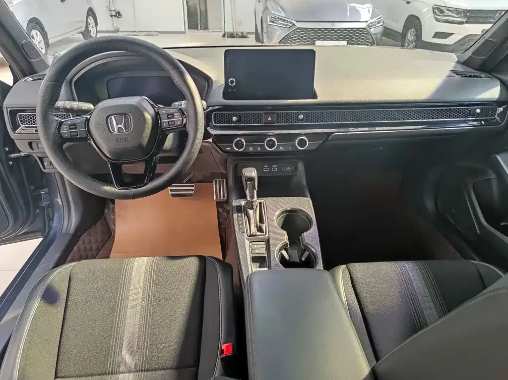 Honda Civic — фото 7