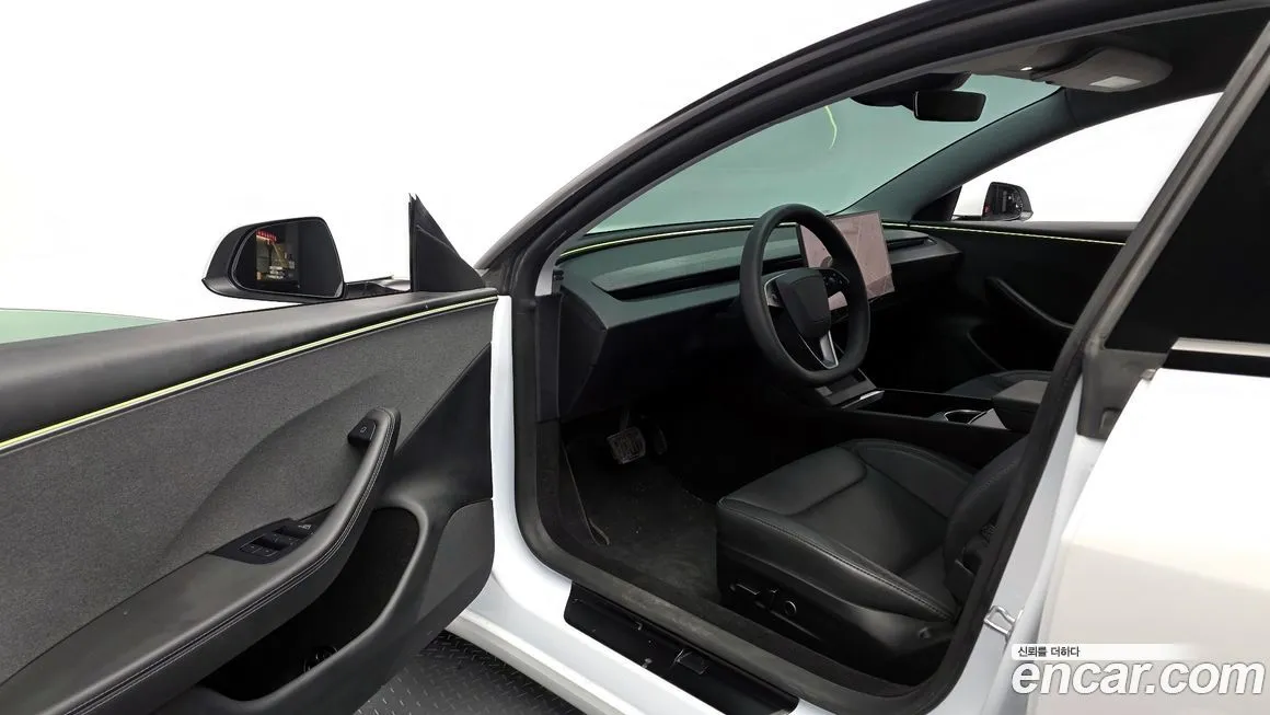 Tesla Model 3 — фото 4