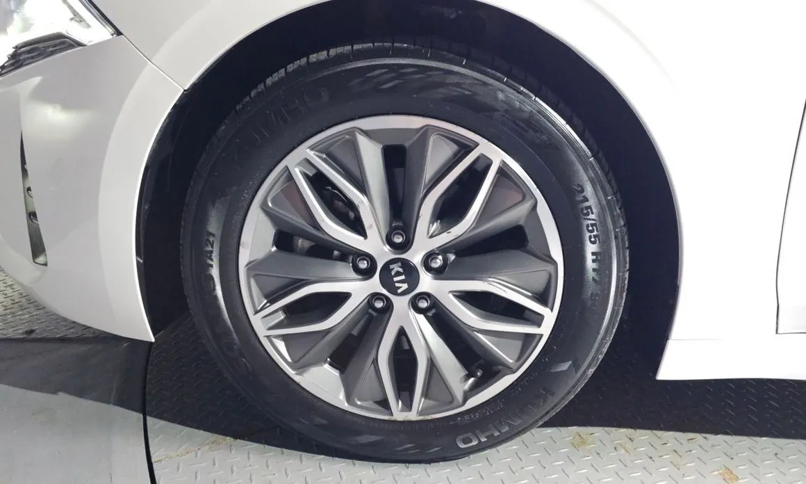 Kia K5 2021 из KR, фото 8