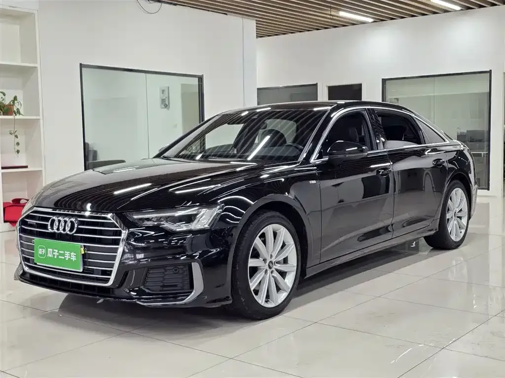 Audi A6L — фото 2