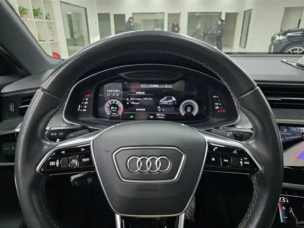 Audi A6L — фото 3
