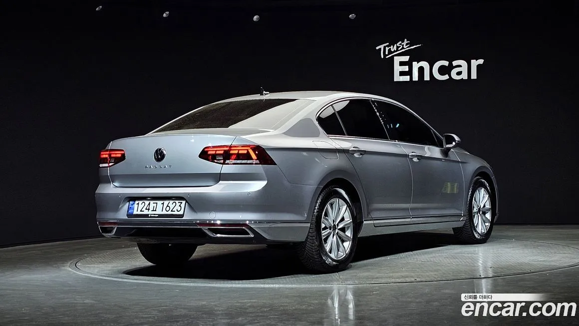 Volkswagen Passat 2021 из KR, фото 8