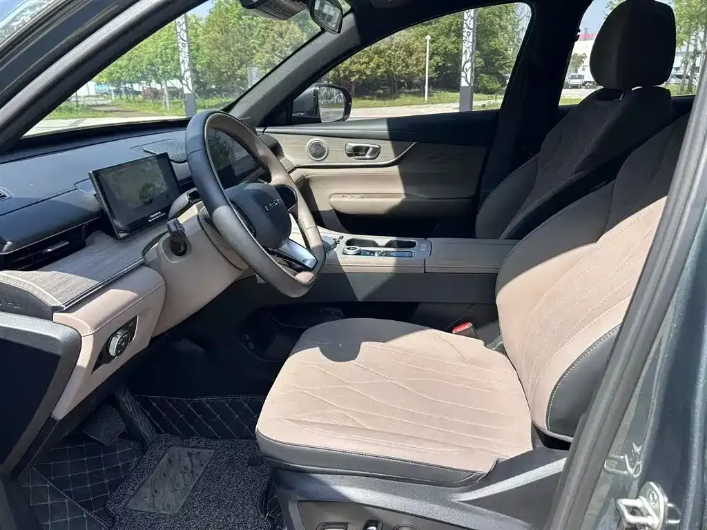 Chery Tiggo 8 PLUS — фото 10