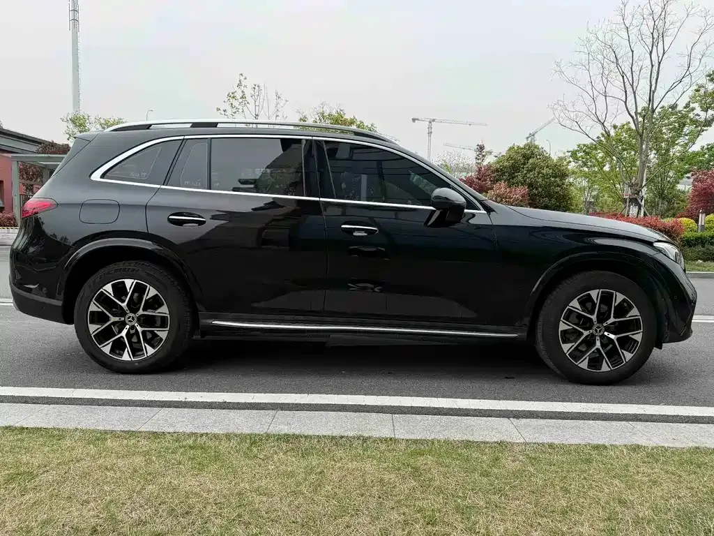 Mercedes-Benz GLC — фото 10