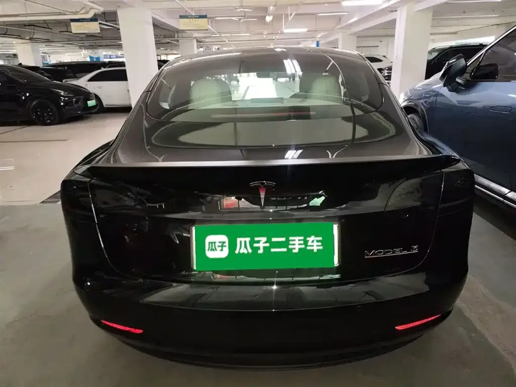 Tesla Model 3 — фото 6