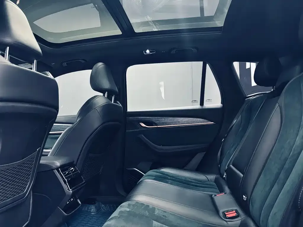 Geely Xingyue L 2023 из CN, фото 8