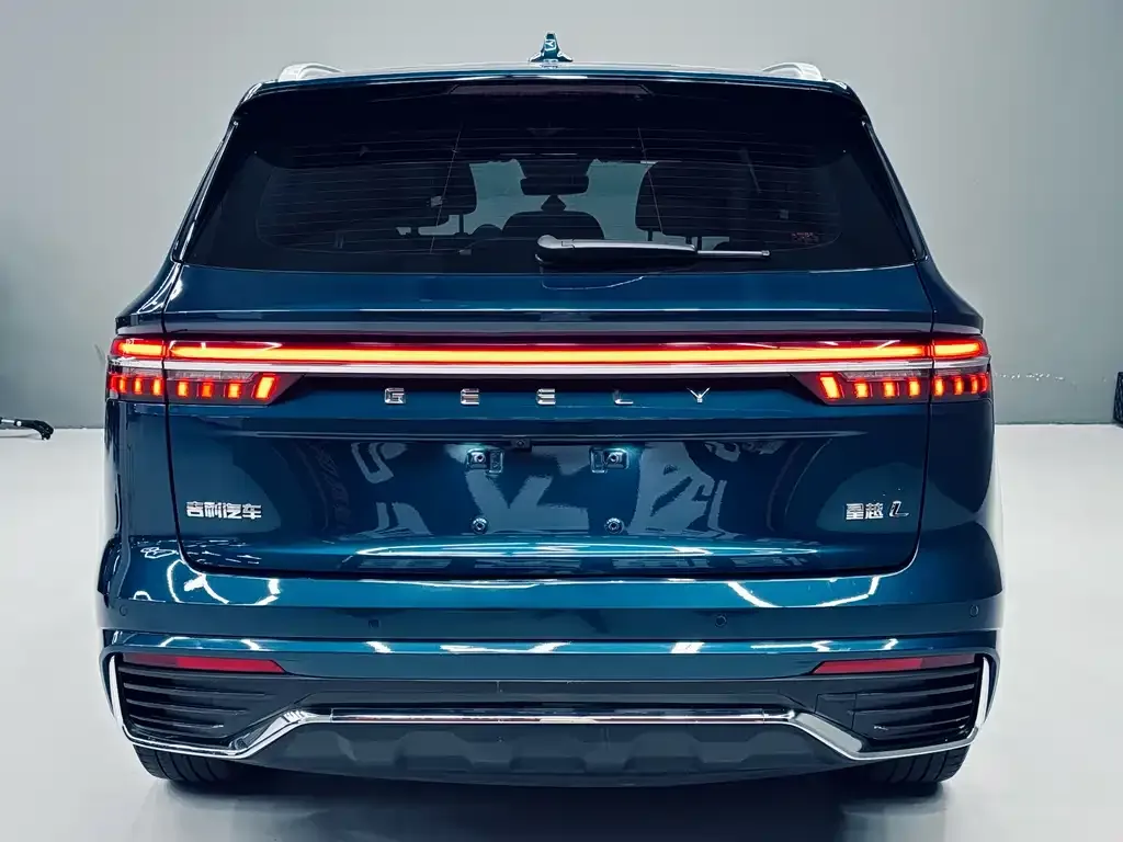 Geely Xingyue L 2023 из CN, фото 2