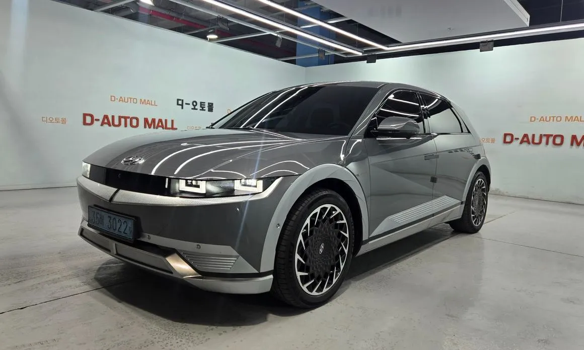Hyundai Ioniq5 — фото 1