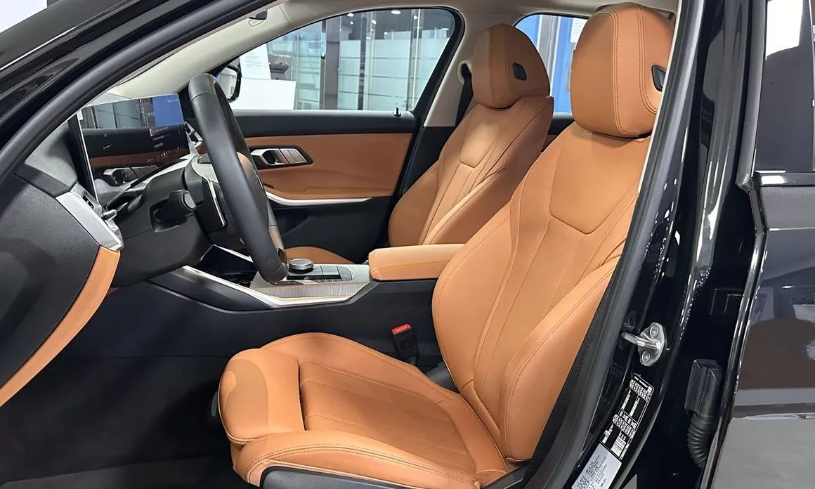 BMW 3-Series 2025 из KR, фото 2
