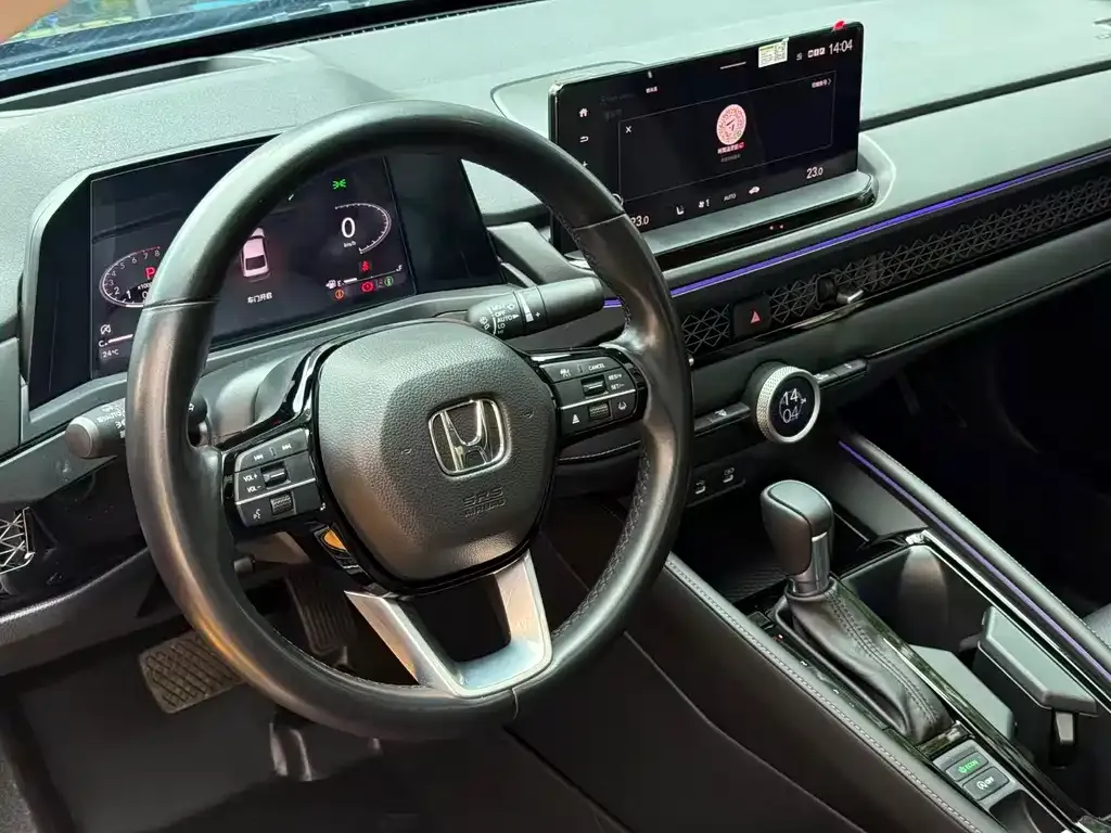 Honda Accord — фото 9