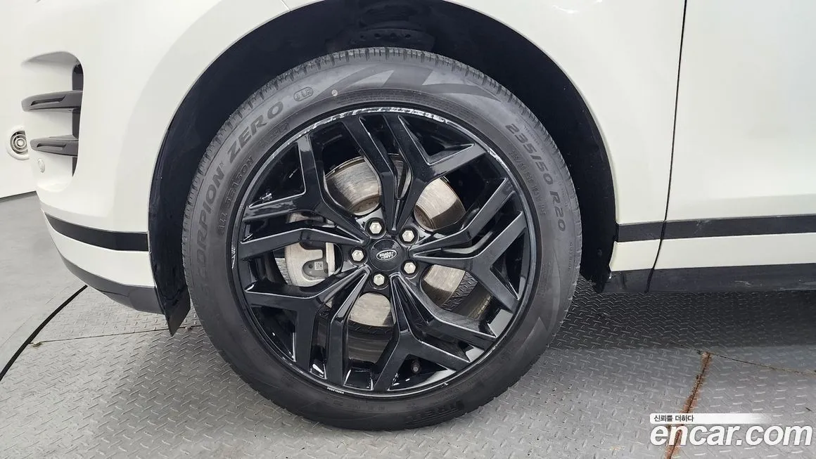 Land Rover Range Rover Evoque 2023 из KR, фото 8