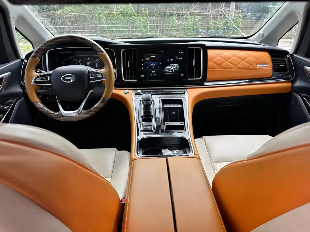 GAC Motor Trumpchi M8 — фото 3