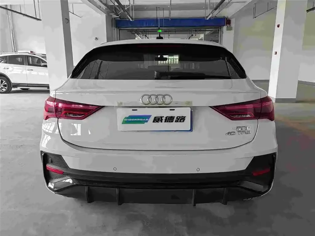 Audi Q3 Sportback — фото 6