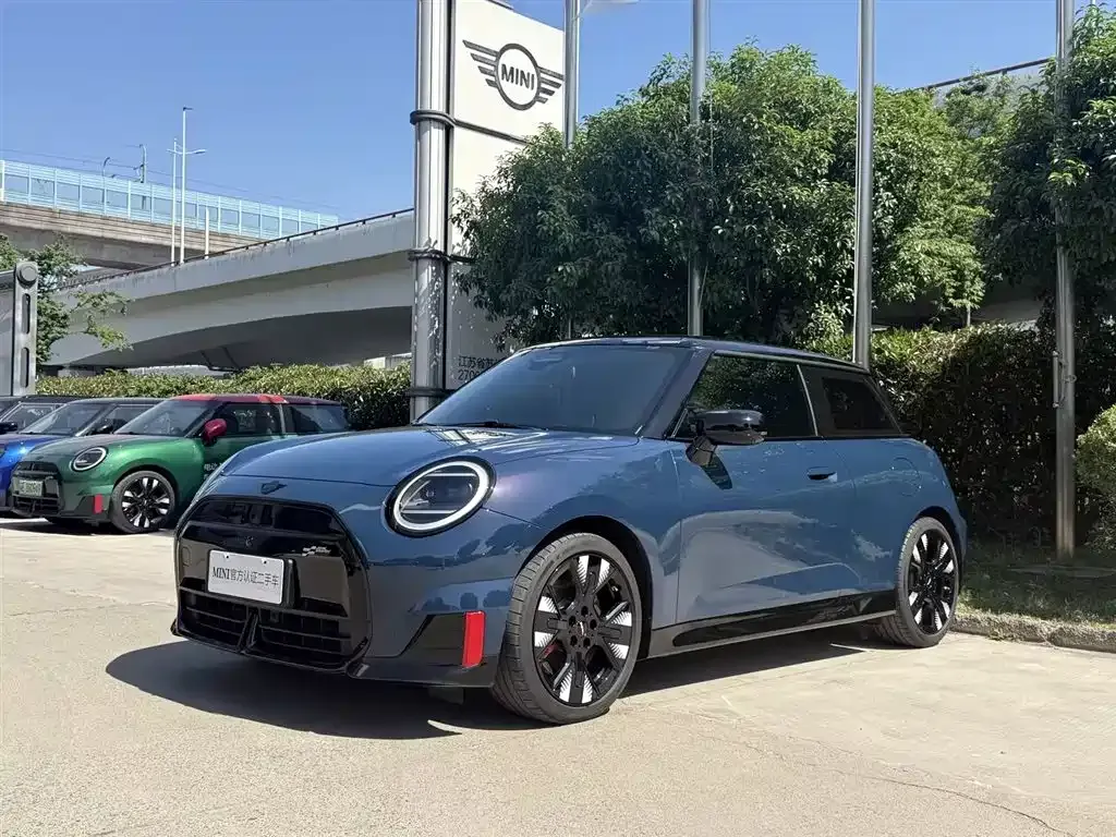 MINI JCW Electric
