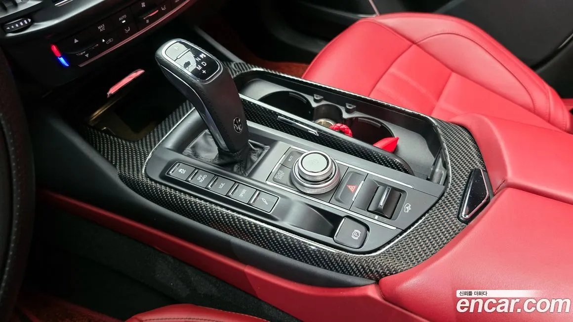 Maserati Levante 2022 из KR, фото 9