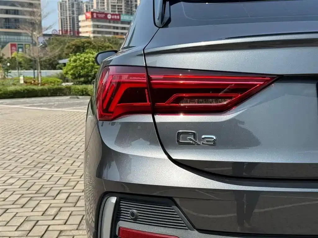 Audi Q3 Sportback — фото 4