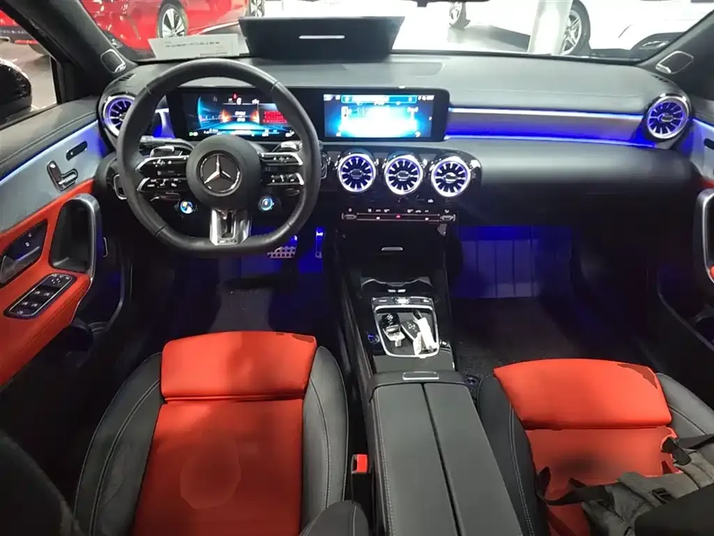 Mercedes-Benz A-Class AMG — фото 9