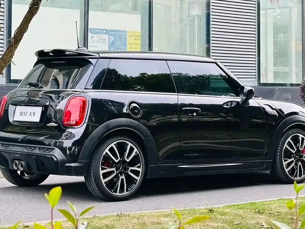 MINI JCW (John Cooper Works) 2022 из CN, фото 4