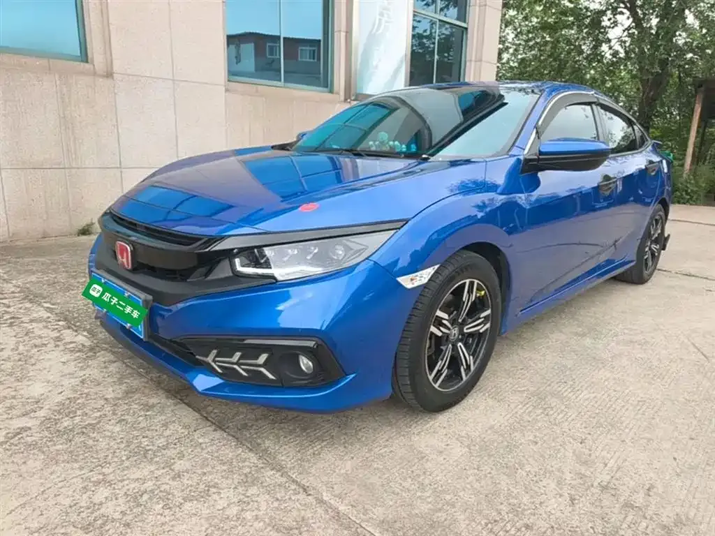 Honda Civic — фото 7
