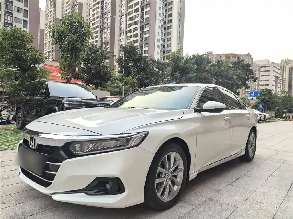 Honda Accord — фото 9