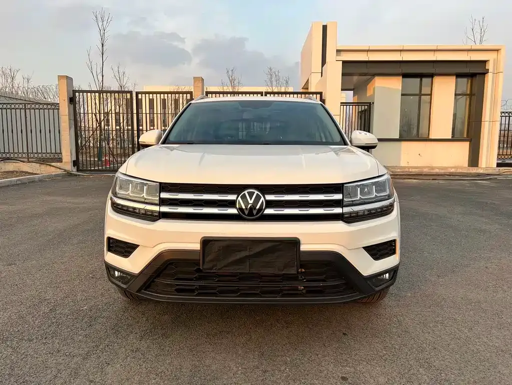 Volkswagen Tharu — фото 9