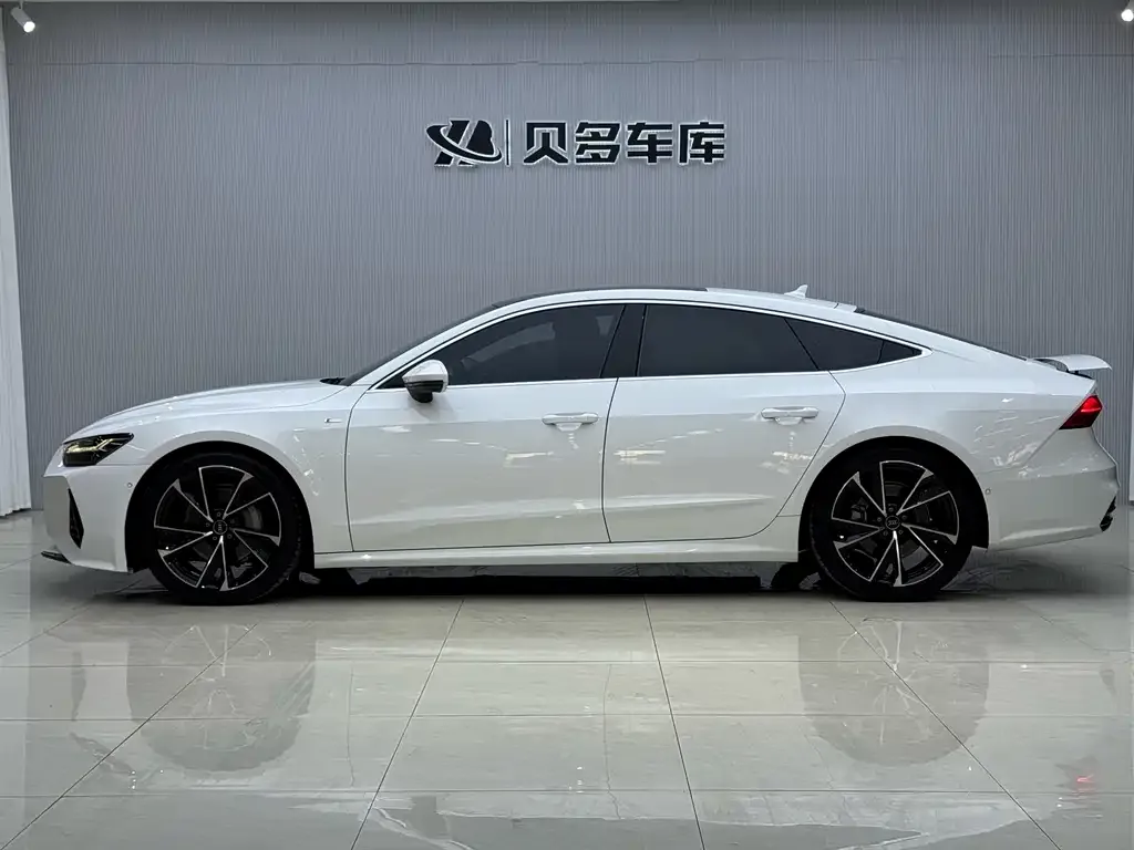 Audi A7 — фото 5