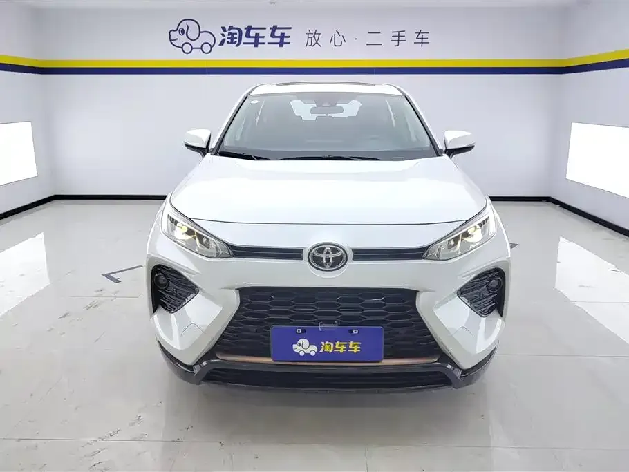 Toyota Wildlander — фото 5
