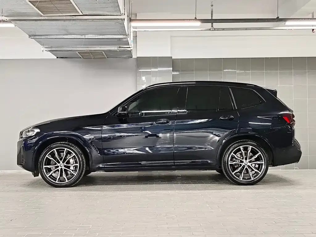 BMW X3 — фото 9