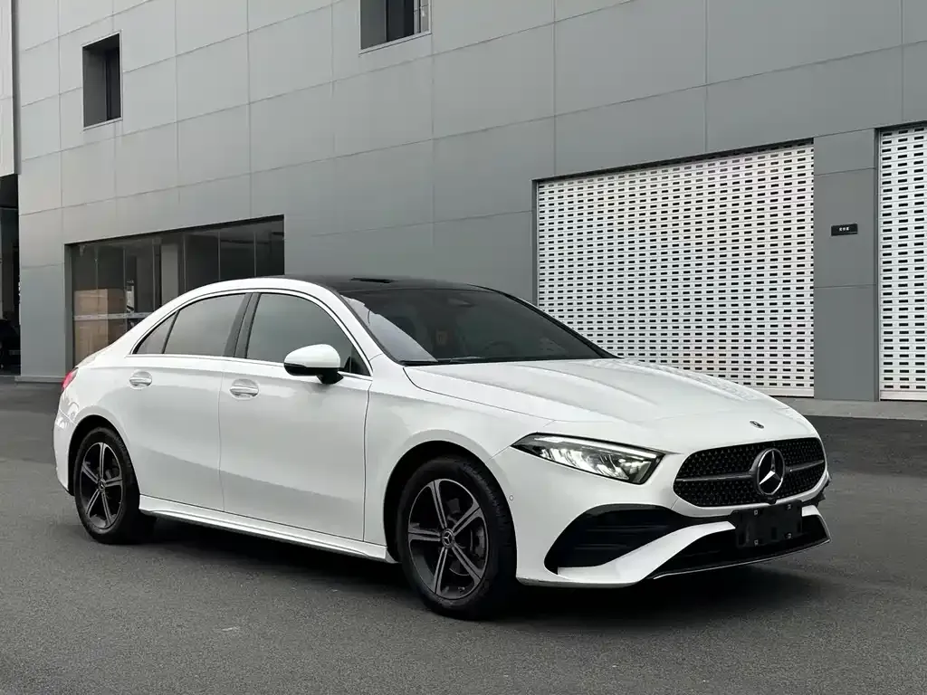 Mercedes-Benz A-Class — фото 4