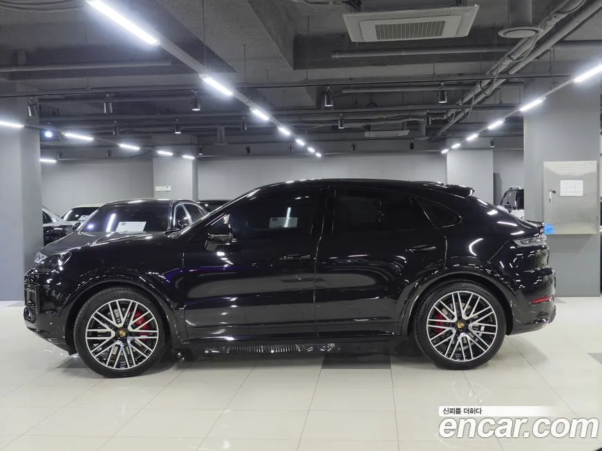 Porsche Cayenne 2025 из KR, фото 3