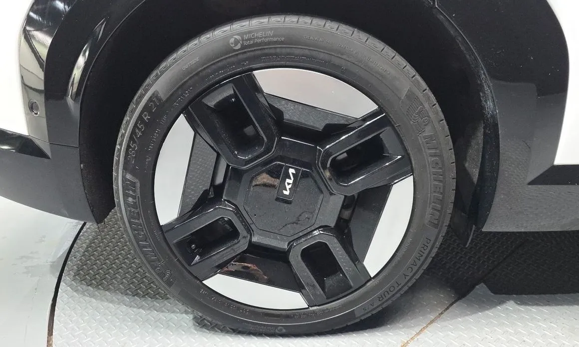 Kia EV9 2024 из KR, фото 9