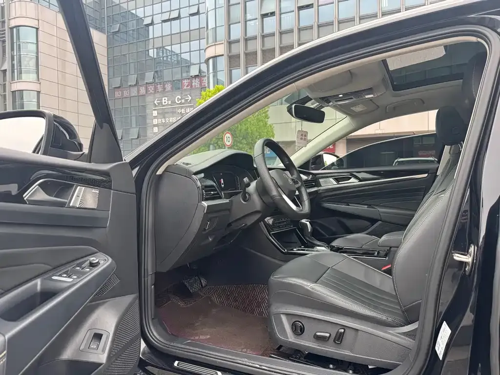 Volkswagen Passat — фото 2