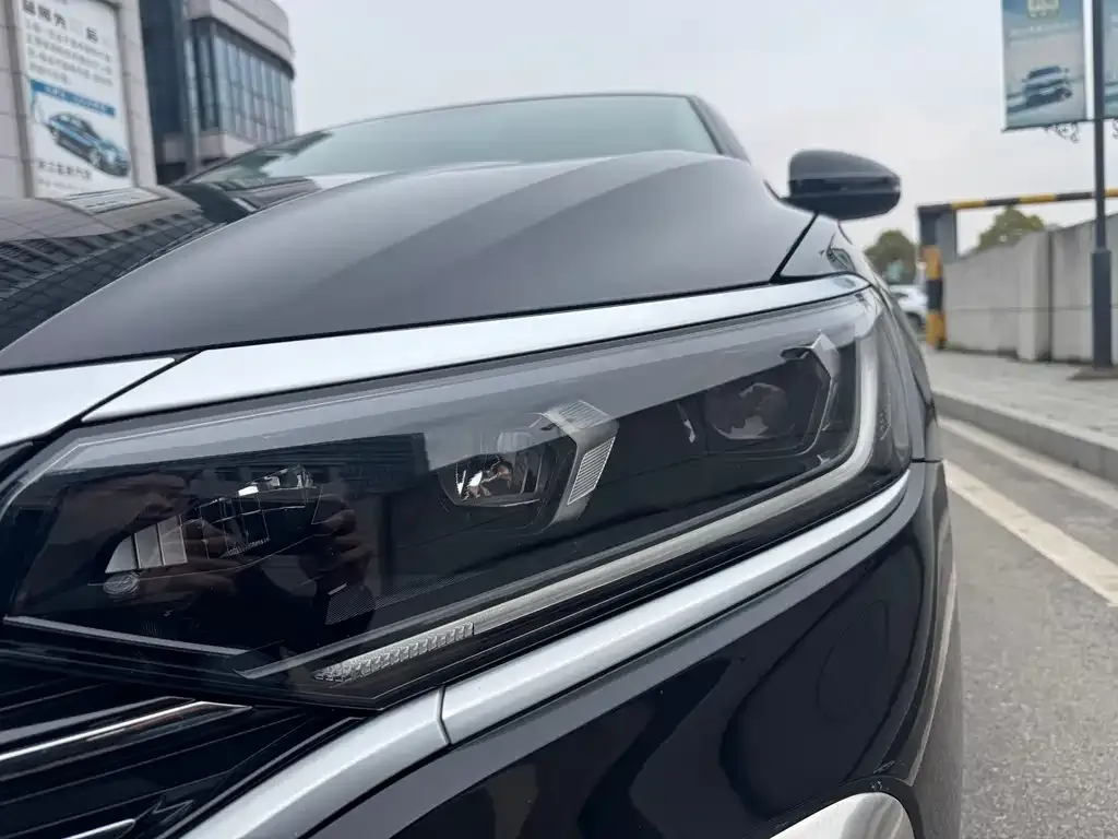 Volkswagen Passat — фото 4