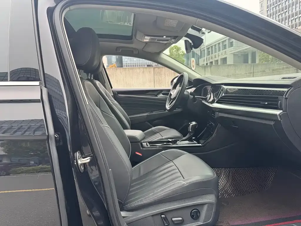 Volkswagen Passat — фото 5