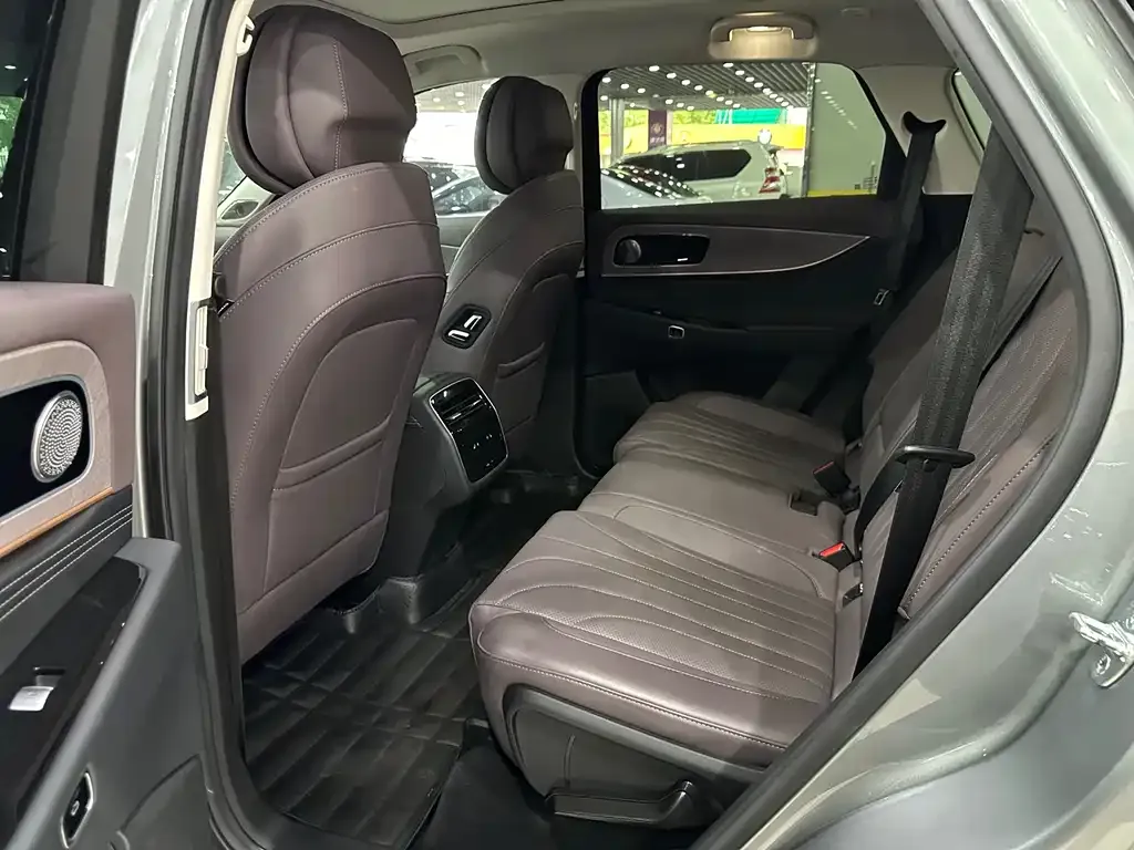Chery Tiggo 9 C-DM 2024 из CN, фото 4