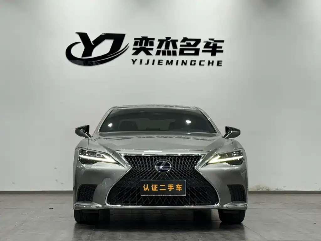 Lexus LS 2022 из CN, фото 4