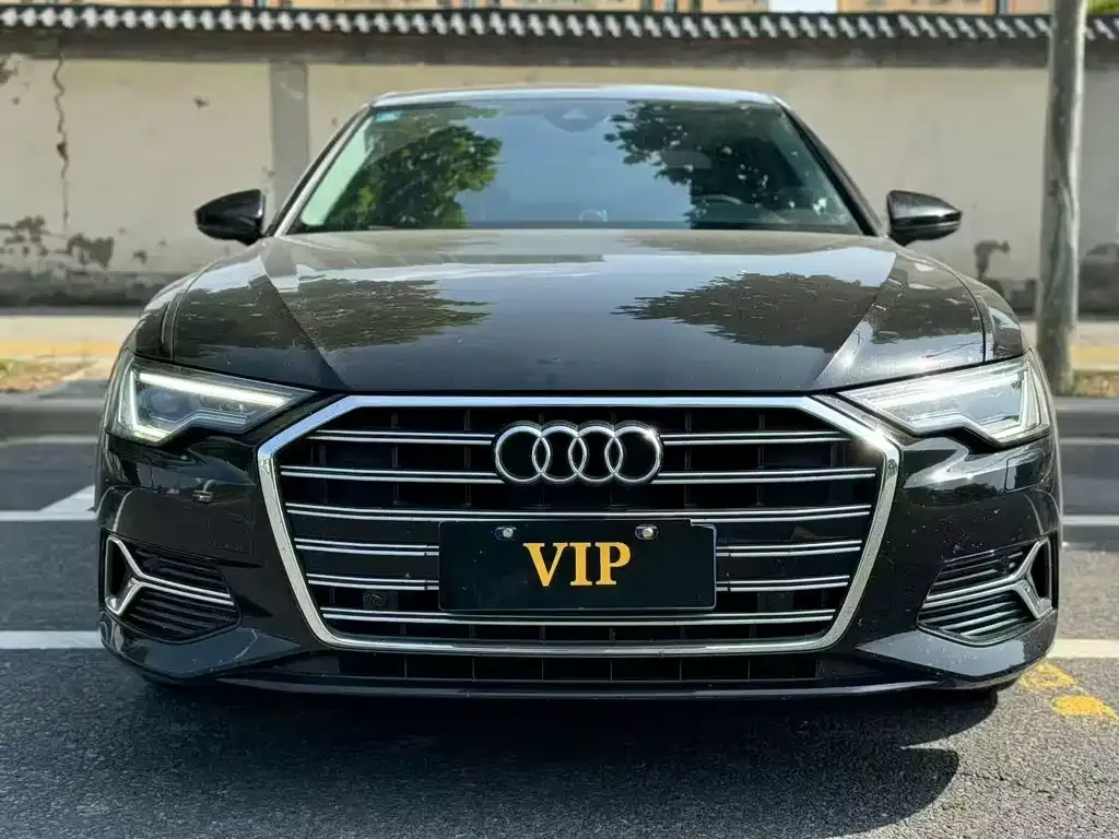 Audi A6L — фото 2