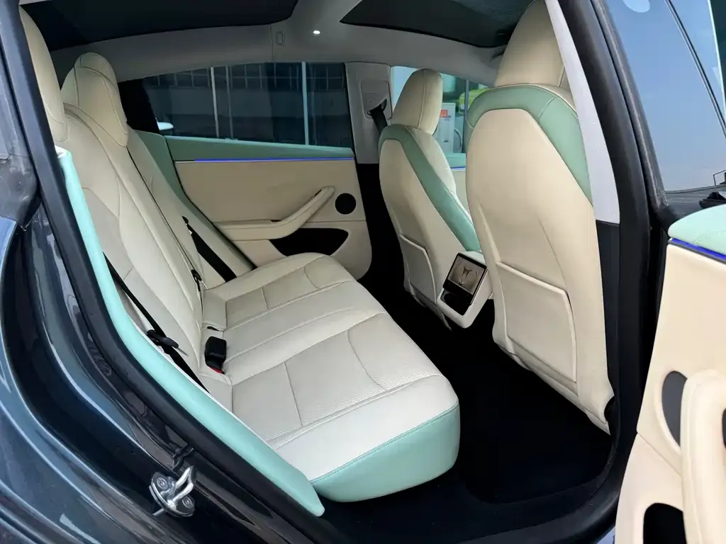 Tesla Model 3 — фото 2