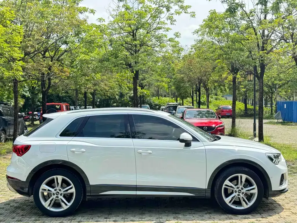 Audi Q3 — фото 6