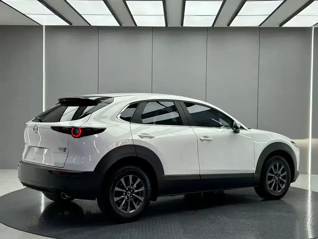 Mazda CX-30 — фото 5