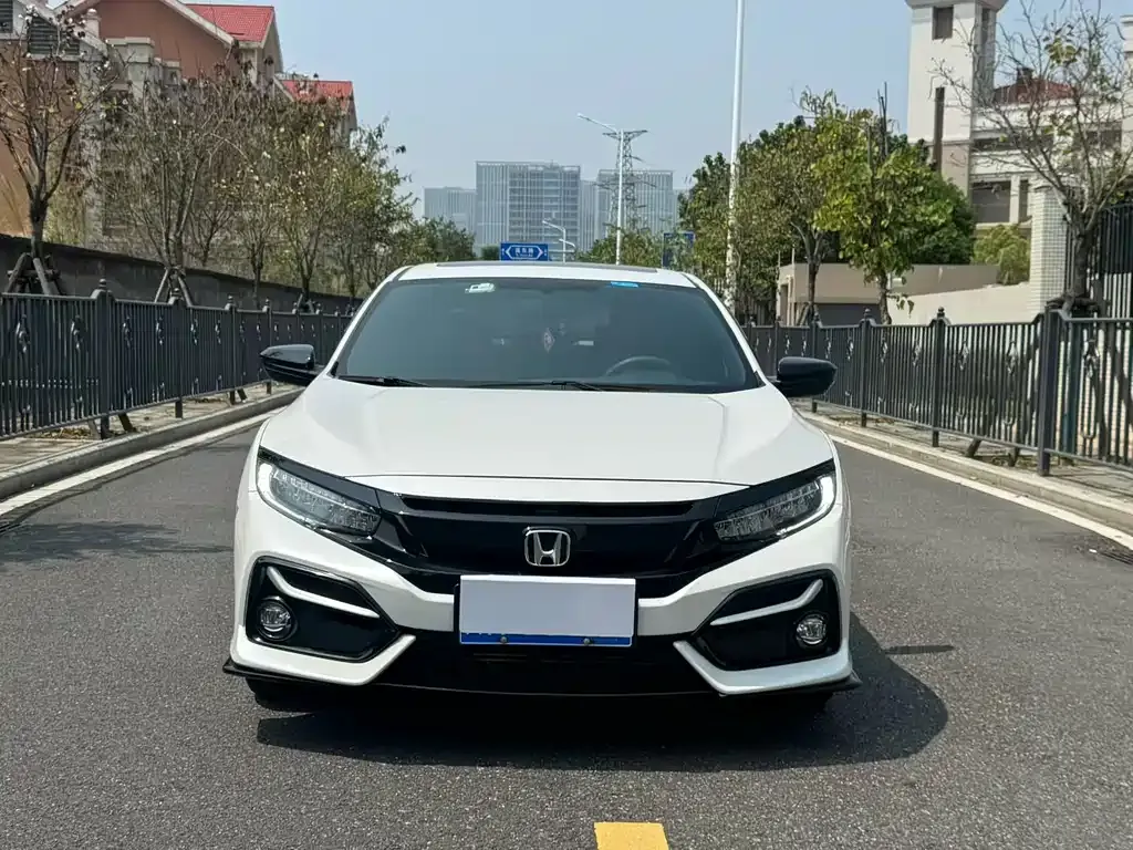 Honda Civic — фото 8