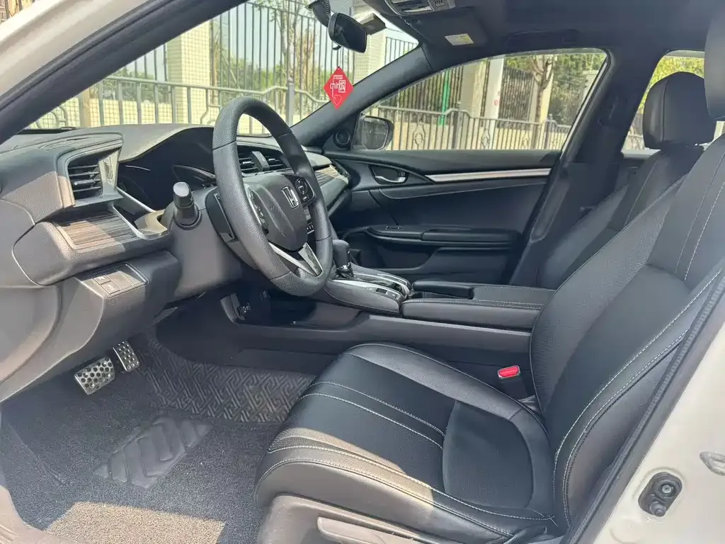 Honda Civic — фото 6