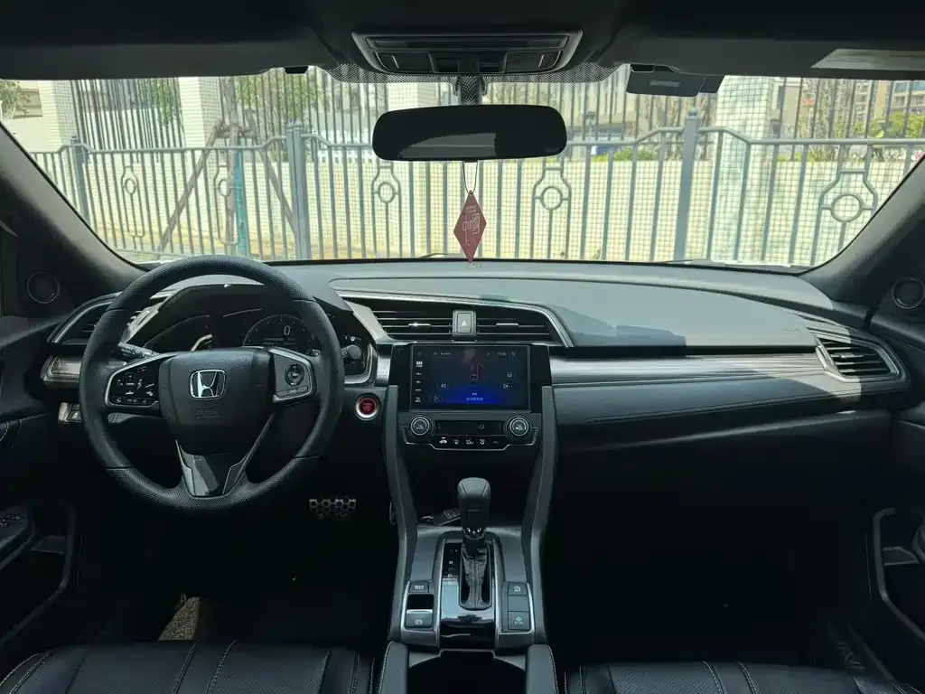 Honda Civic — фото 5
